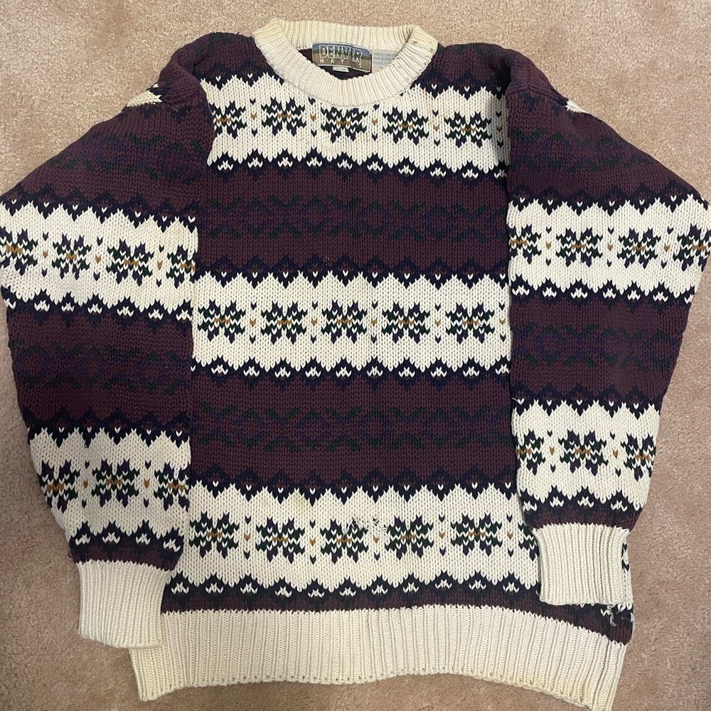 Denver Hays Vintage Knit Sweater Men’s Medium - Made in Hong Kong